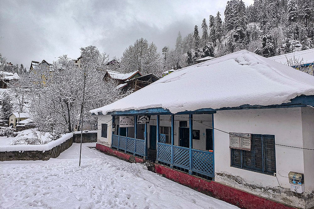 Weather: Fresh snowfall in Doda Snowfall in Himalayan region