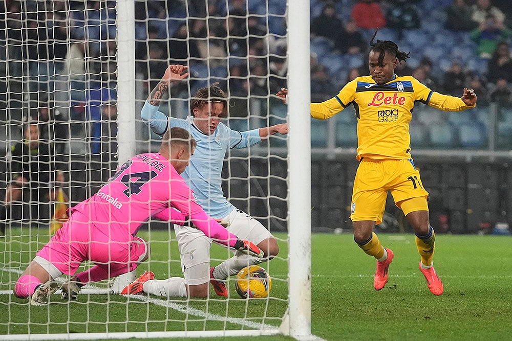 Italian Serie A soccer Lazio Vs Atalanta football match pics: Ivan Provedel