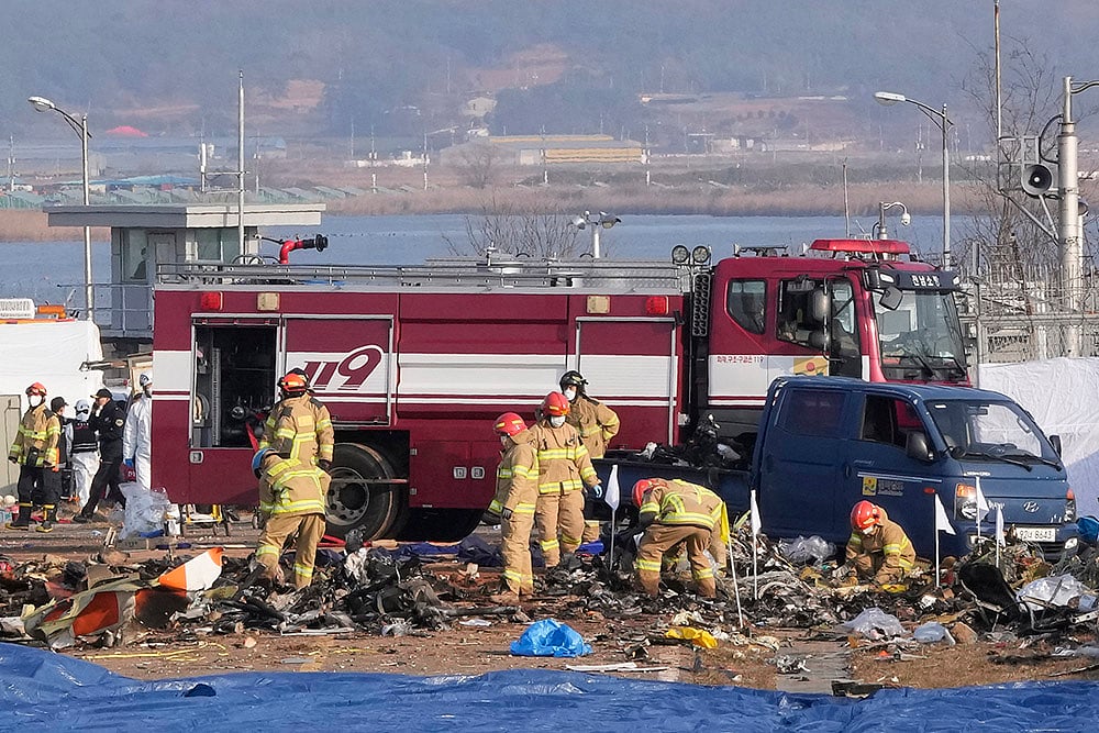South Korea air accident Jeju Air jet crash photos: 7