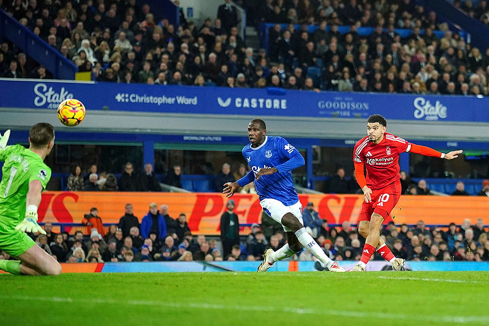 EPL 2024-25 soccer match Everton and Nottingham Forest football pics: Morgan Gibbs-White