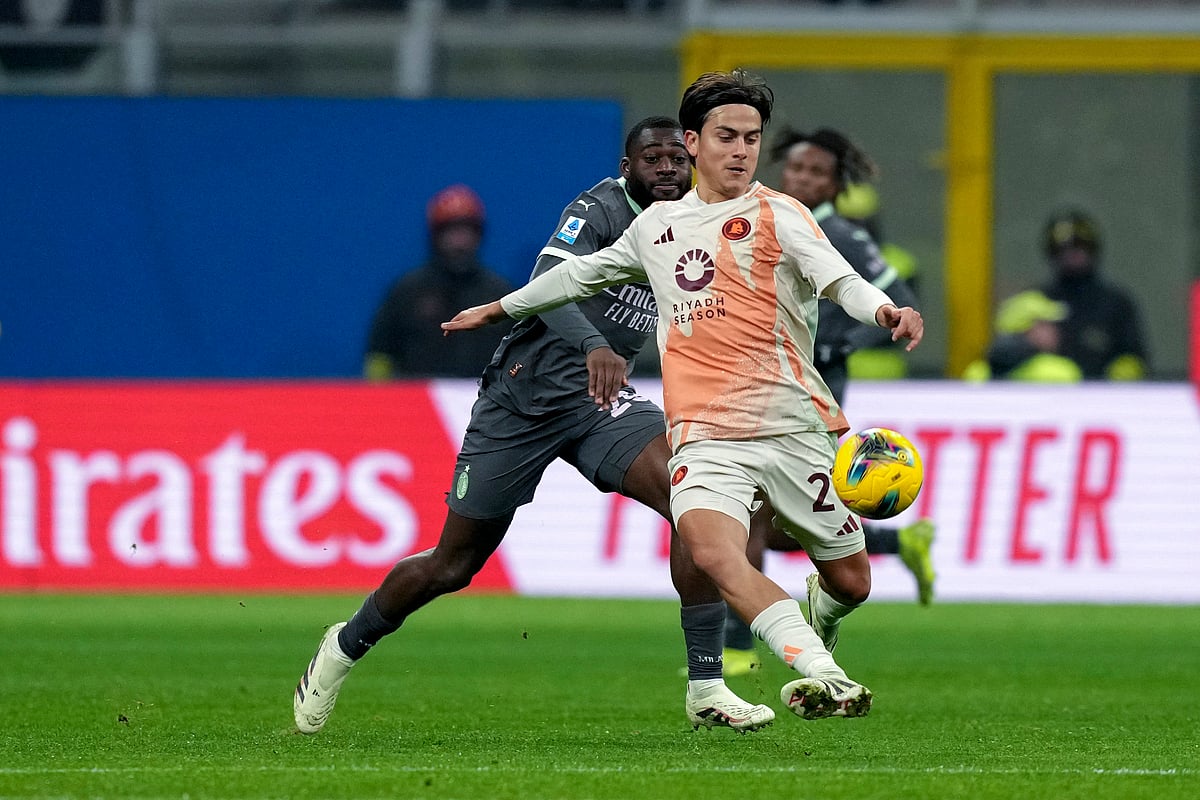 Italy Soccer Serie A match AC Milan vs Roma football pics: Paulo Dybala