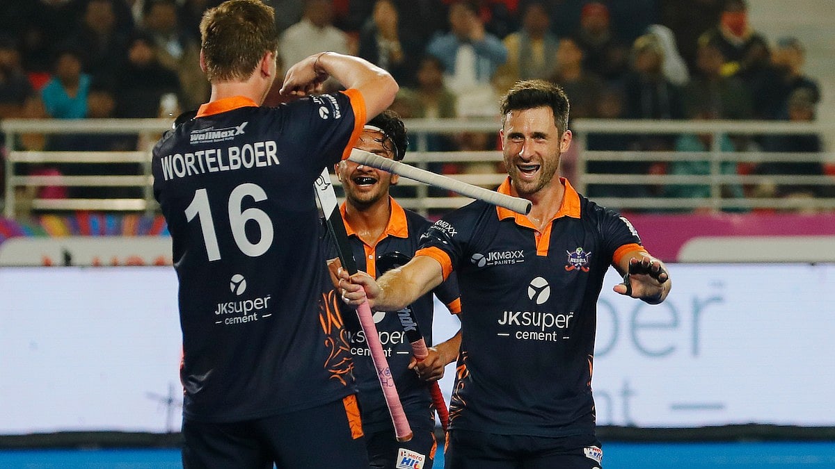 X/HockeyIndiaLeag : UP Rudras celebrate after scoring against Kalinga Lancers.