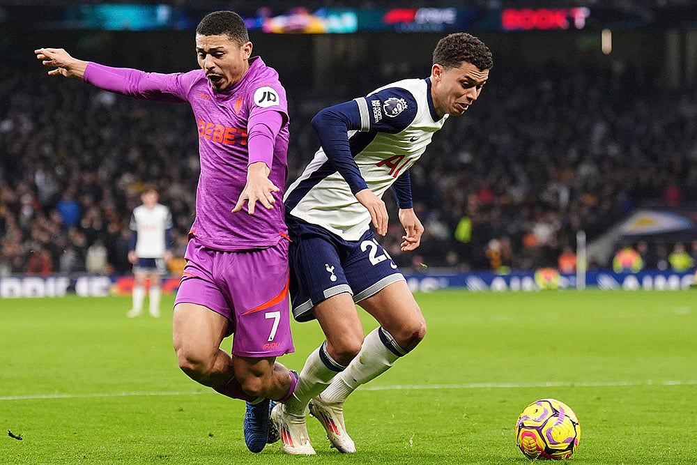 EPL 2024-25 soccer match Tottenham Hotspur and Wolverhampton Wanderers pics: Brennan Johnson