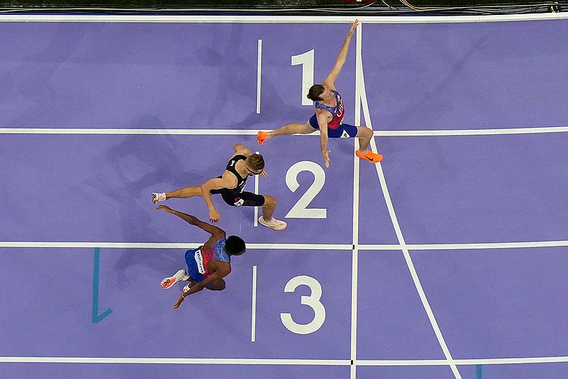 Best Sports Photos of Year-Ender 2024 Top Sporting pics: Cole Hocker