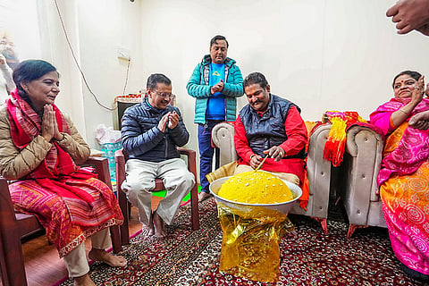 Kejriwal launches Pujari Granthi Samman Yojana