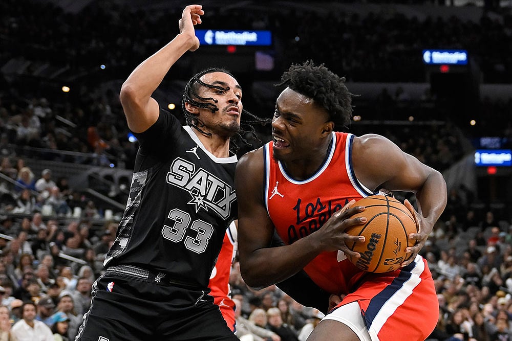 Basketball: Los Angeles Clippers vs San Antonio Spurs