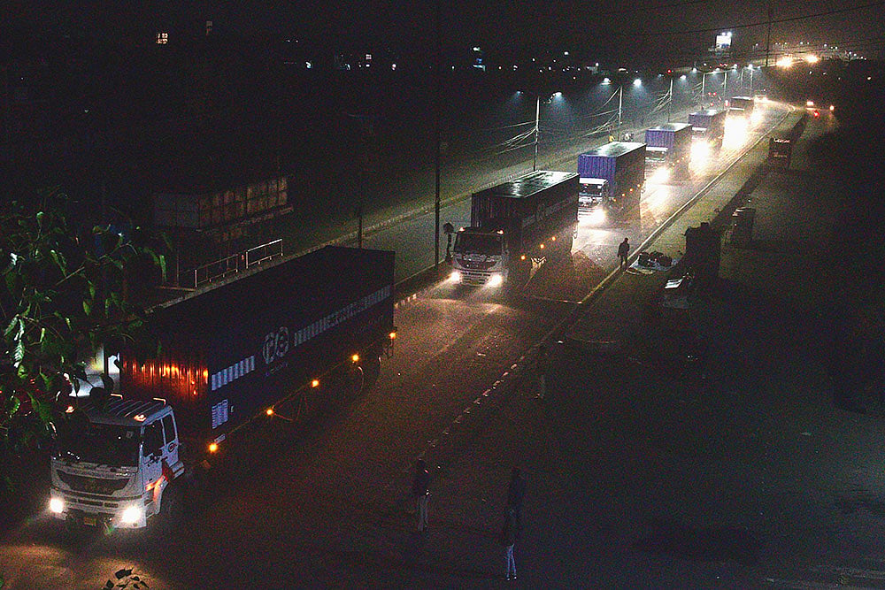 | Photo: PTI : Disposal of Union Carbide disposal