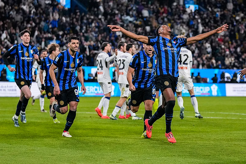 Saudi Italian Super Cup semifinal soccer match Inter Milan vs Atlanta pics: Denzel Dumfries