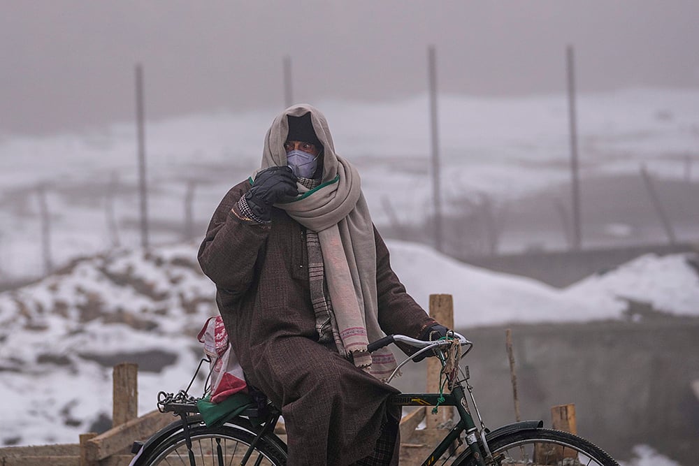 India Winter Season Jammu & Kashmir Cold Weather pics_6