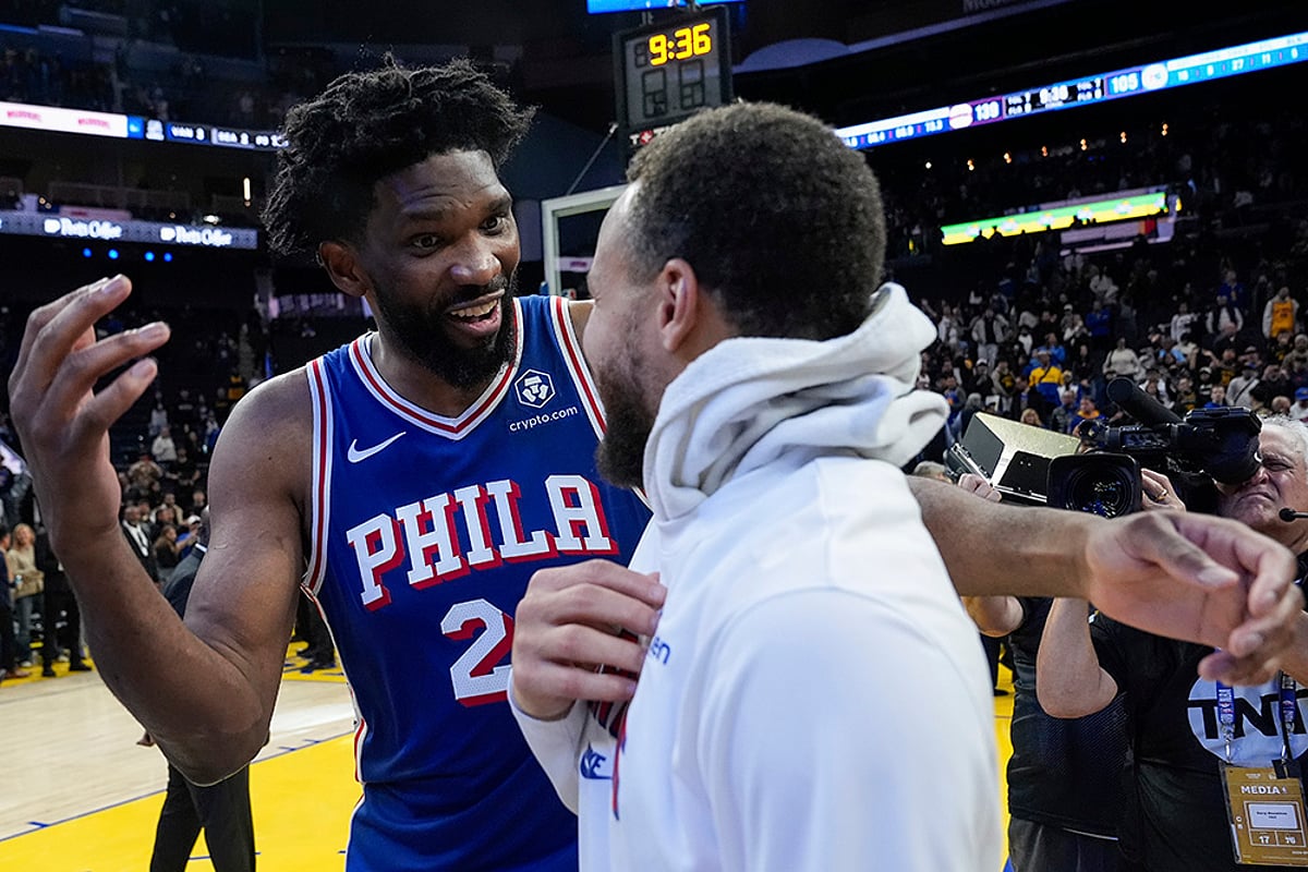 NBA basketball game Philadelphia 76ers vs Golden State Warriors match pics: Joel Embiid