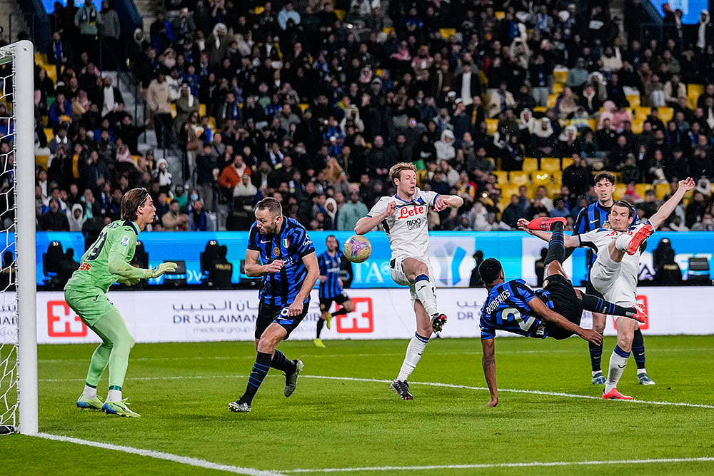 Saudi Italian Super Cup semifinal soccer match Inter Milan vs Atlanta pics: Denzel Dumfries