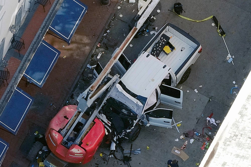 2025 New Orleans truck attack Driver flying ISIS flag rams into crowd in Bourbon Street: 10