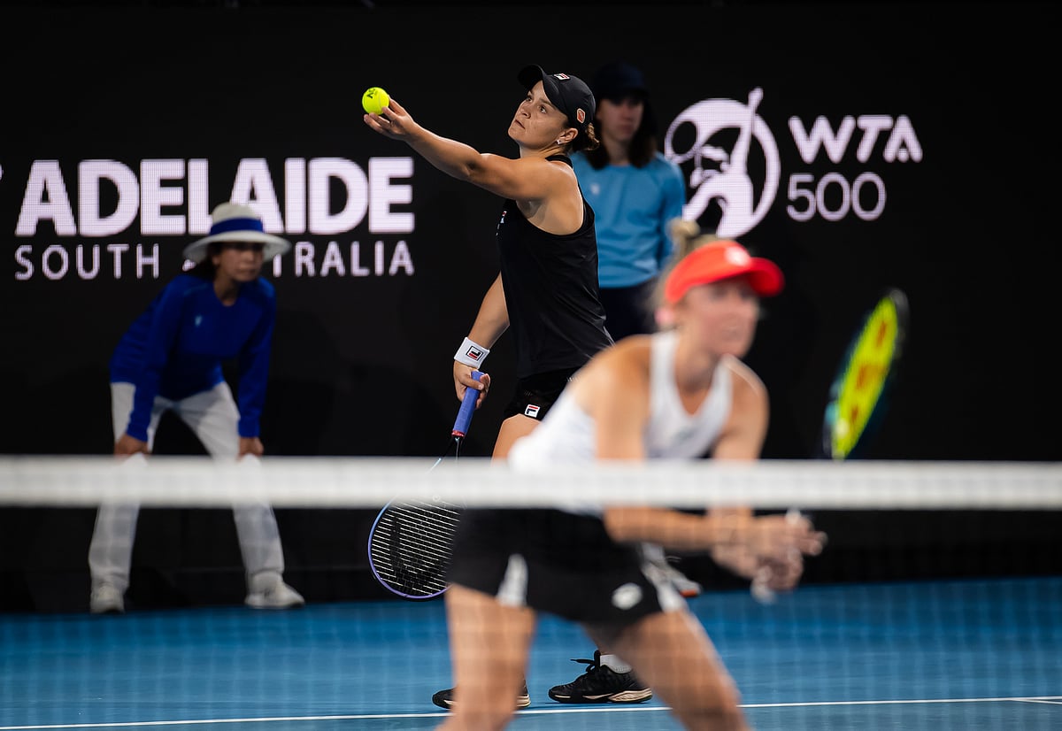 X | WTA  : Adelaide International.