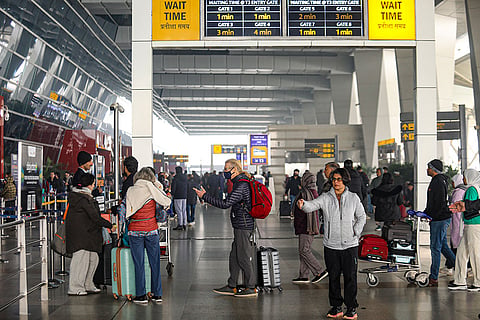 Weather: Flights delayed due to fog