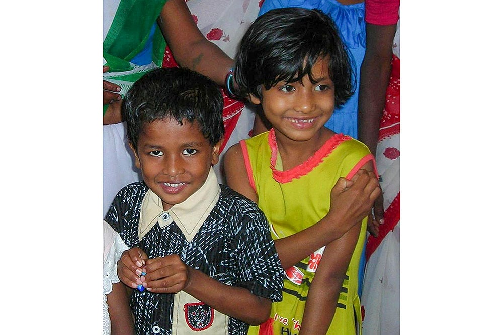 Spanish girl returns to India to find biological parents