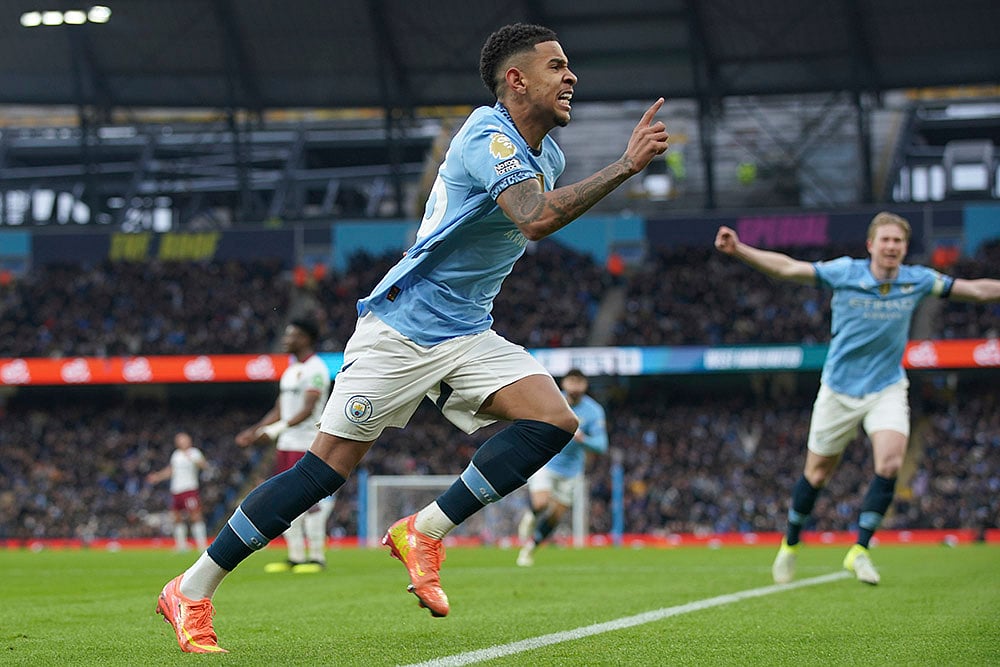 English Premier League soccer match West Ham and Manchester City photos: Savinho 