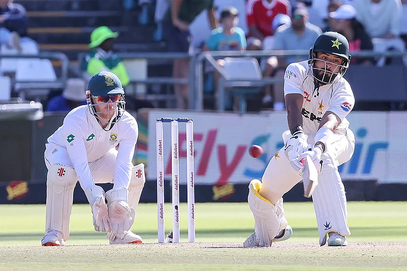 South Africa vs Pakistan Cricket RSA Vs PAK 2nd Test match pics: Aamir Jamal