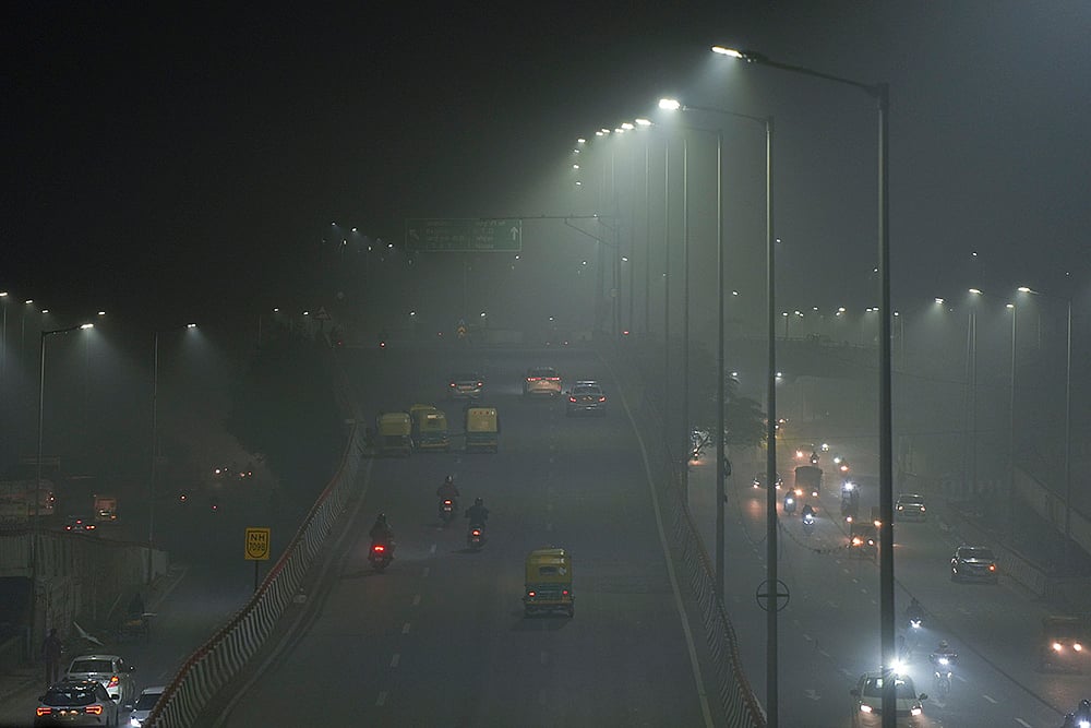 North India weather winter season Cold wave, dense fog photos: 10