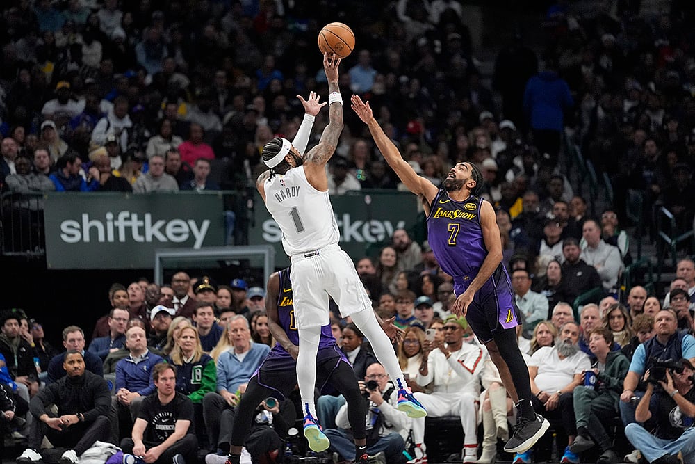 NBA Basketball game Los Angeles Lakers vs Dallas Mavericks photos: Jaden Hardy