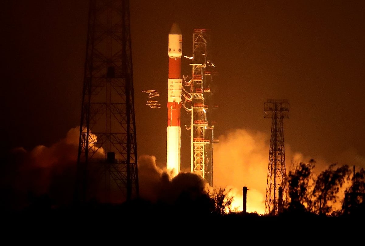 PSLV-C60 launch carrying SpaDeX and groundbreaking payloads