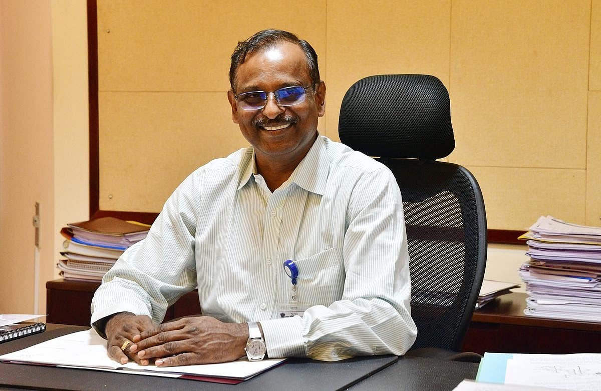 X : Dr V Narayanan