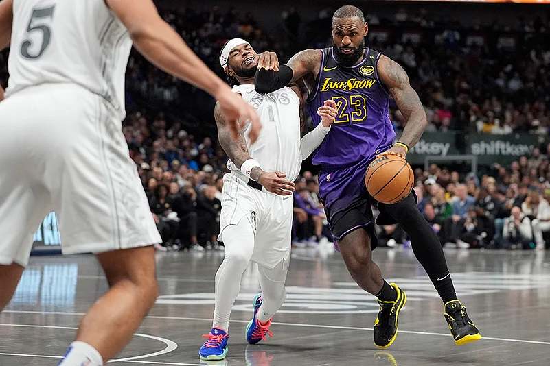 NBA Basketball game Los Angeles Lakers vs Dallas Mavericks photos: