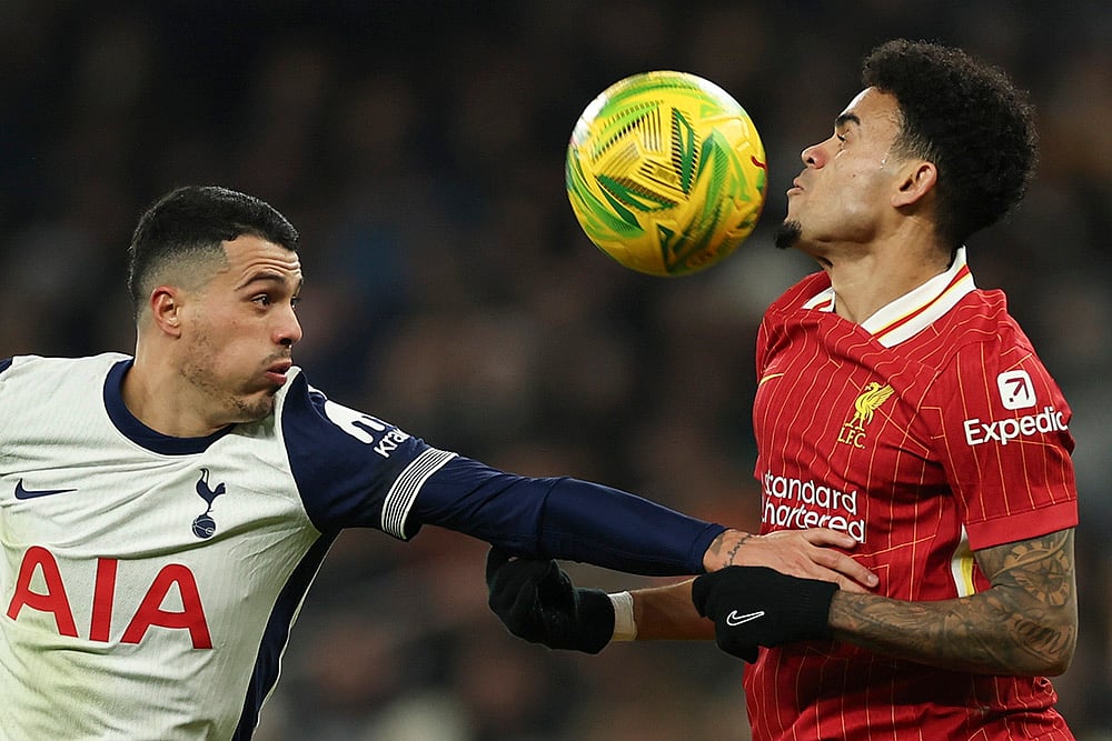 English League Cup Semi Final first leg Tottenham Hotspur vs Liverpool match photos: Pedro Porro