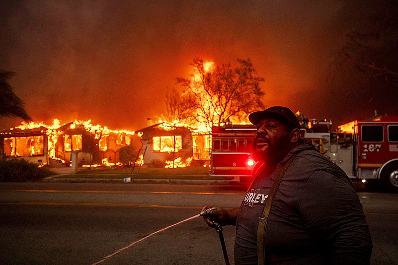 California Wildfires 2025 Photo Gallery: Eaton Fire