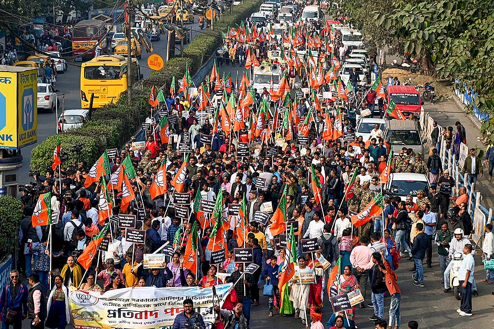 Protest against the sale of Alipore Zoological Gardens land
