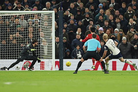 EFL Cup Semi-Final: Tottenham's Lucas Bergvall scores the opening goal