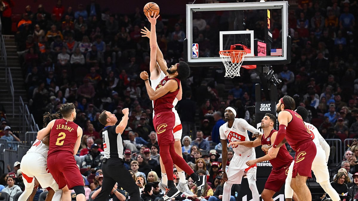 The Cavaliers defeated the Raptors 132-126.