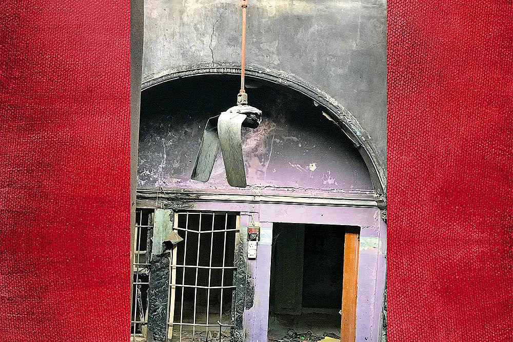 | Photo: Sinan Antoon : In a Burning World: A glimpse of Mosul, Iraq, after the 2019 battle to liberate it from the Islamic State 
