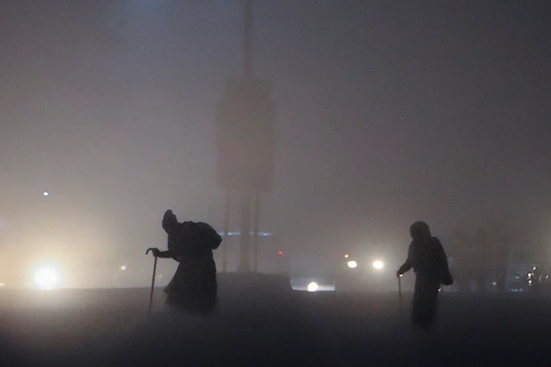 North India Weather Fog in Delhi photo: 4