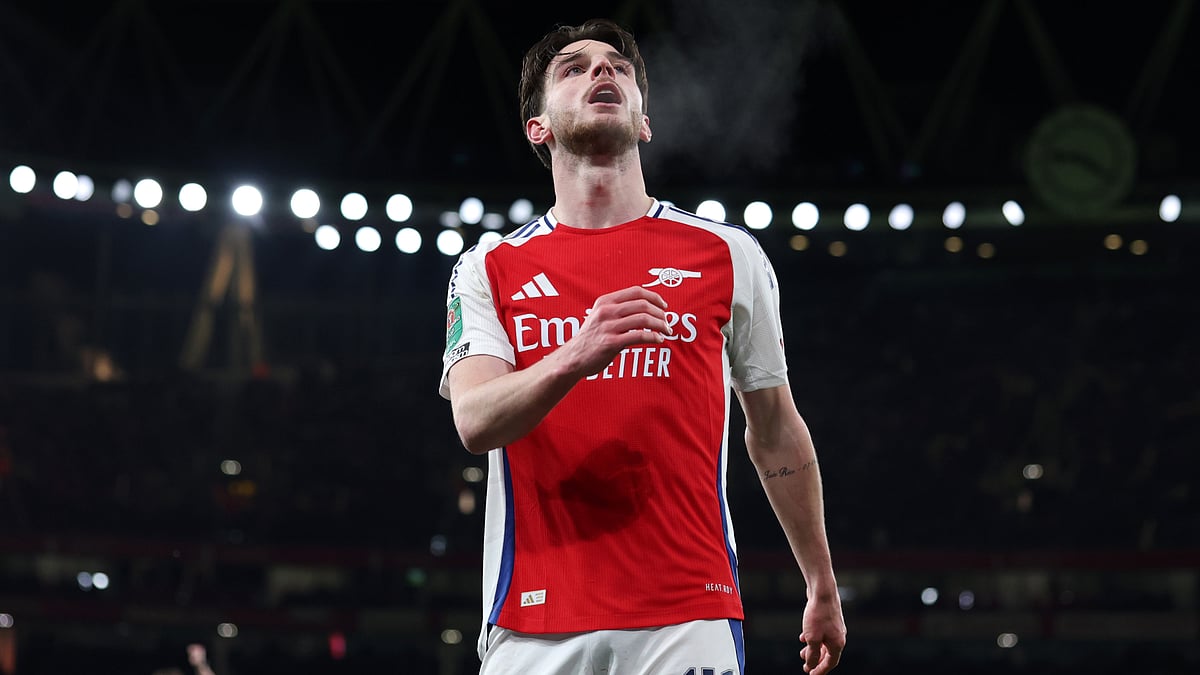 Arsenal saw their hopes of silverware dented on Tuesday - null