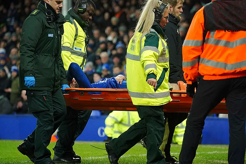FA Cup soccer Third Round Everton Vs Peterborough United football mach pic: Armando Broja