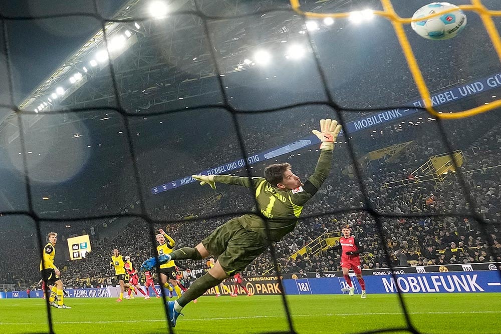 Bayer Leverkusen vs Borussia Dortmund