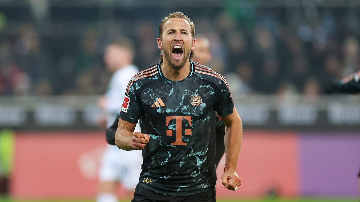 Harry Kane celebrates his goal against Borussia Monchengladbach