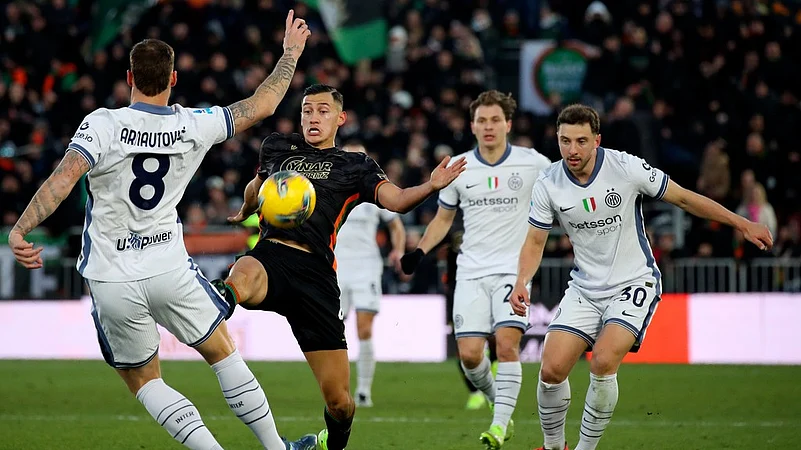 Action from the Venezia vs Inter game in Serie A.