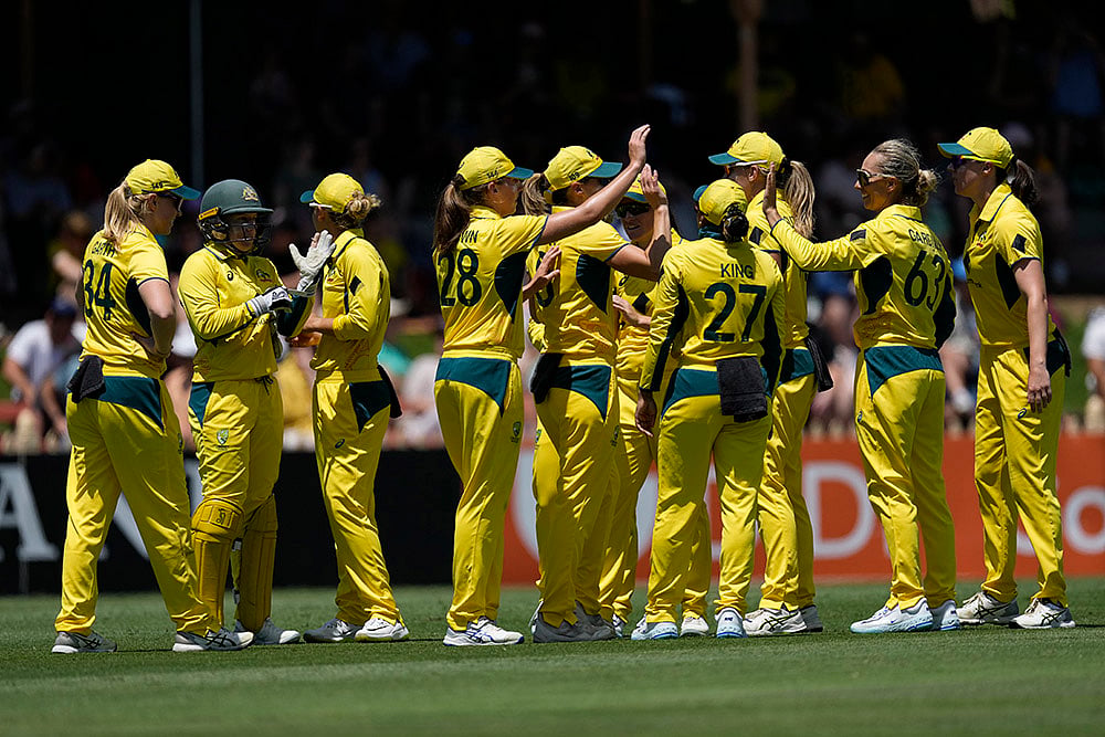 Womens Ashes 2025 AUS-W Vs ENG-W 1st ODI Cricket photo: Nat Sciver-Brunt