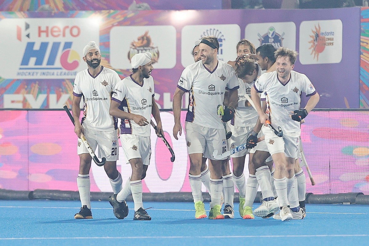Photo: HIL : Hyderabad Toofans players celebrate.