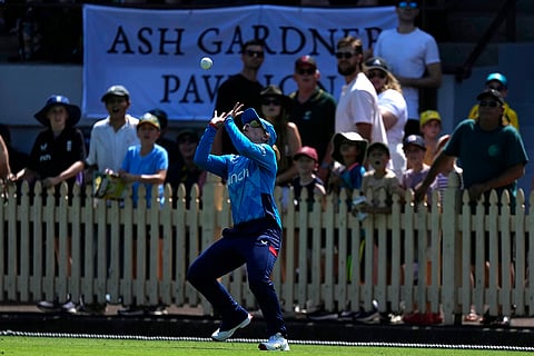 AUS-W Vs ENG-W, 1st ODI: England's Dannielle Wyatt-Hodge prepares to catch out Australia's Beth Mooney