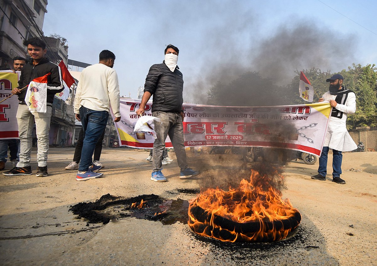 | Photo: PTI : BPSC Aspirants Call For 'Bihar Bandh' As Protests Intensify 