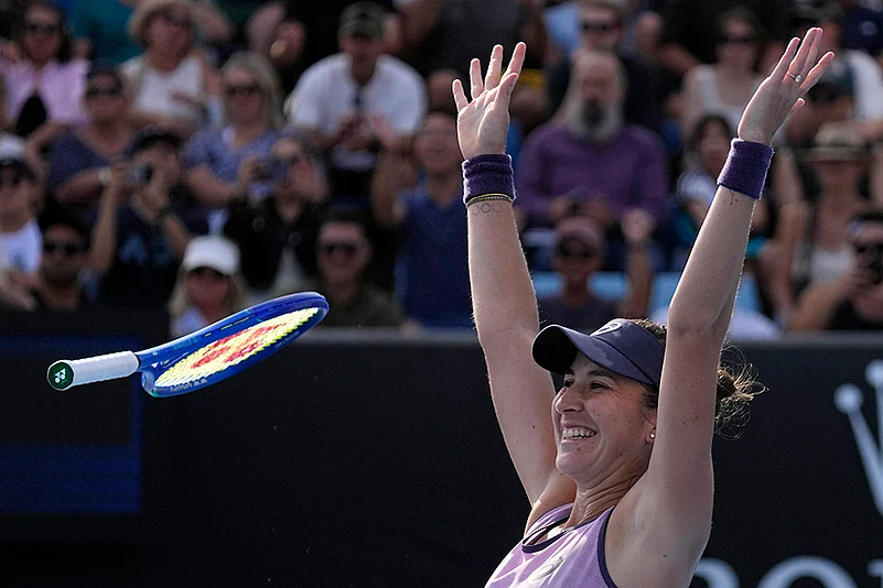 Australian Open tennis Championship photo- Belinda Bencic vs Jelena Ostapenko_1