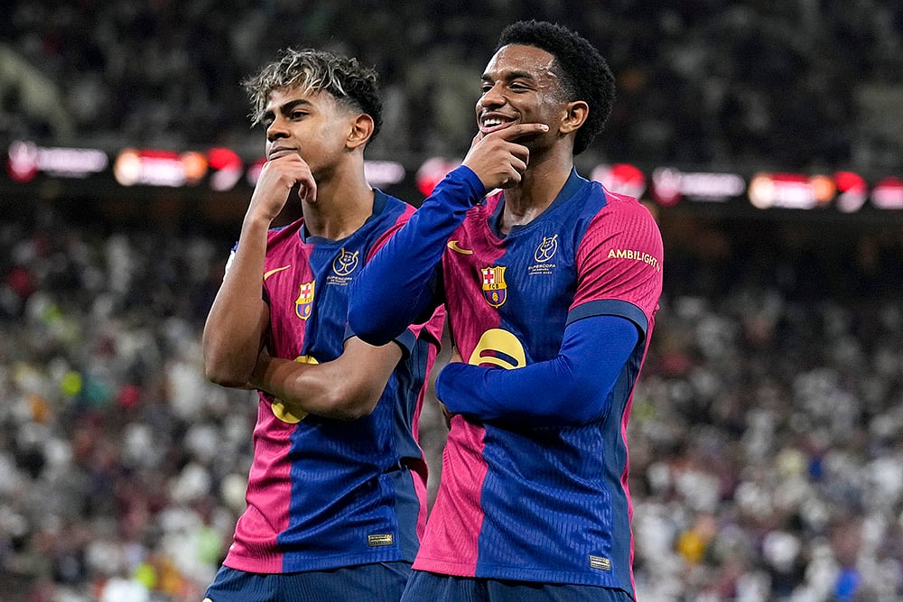 Saudi Spanish Super Cup 2025 Final match FC Barcelona vs Real Madrid football gallery_Lamine Yamal