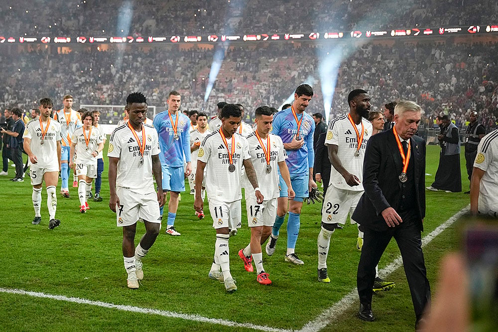 Saudi Spanish Super Cup 2025 Final match FC Barcelona vs Real Madrid football gallery_2