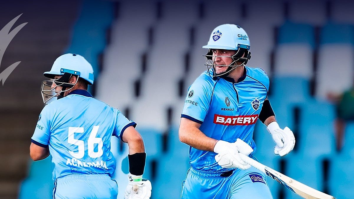 Photo: X | Pretoria Capitals : Pretoria Capitals batters during the match against Sunrisers Eastern Cape in the SA20 2025.
