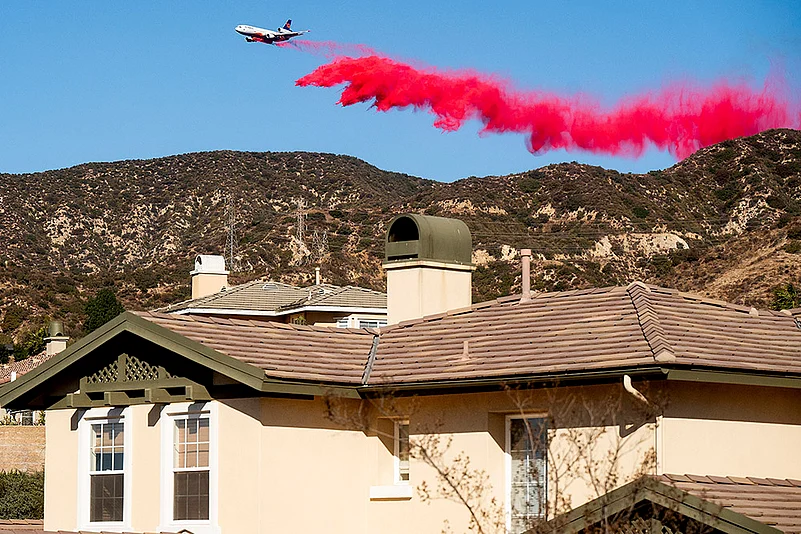California Wildfires US weather fire season photo_11