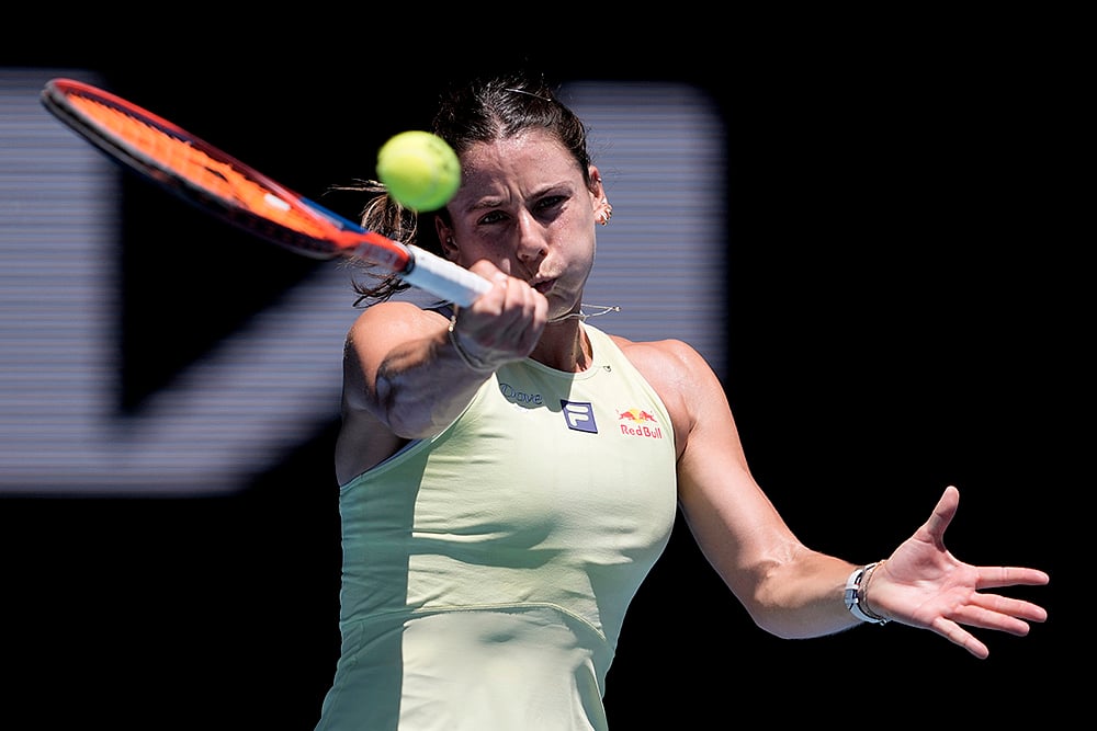 Australian Open tennis Championship photo-Peyton Stearns vs Emma Navarro- 2