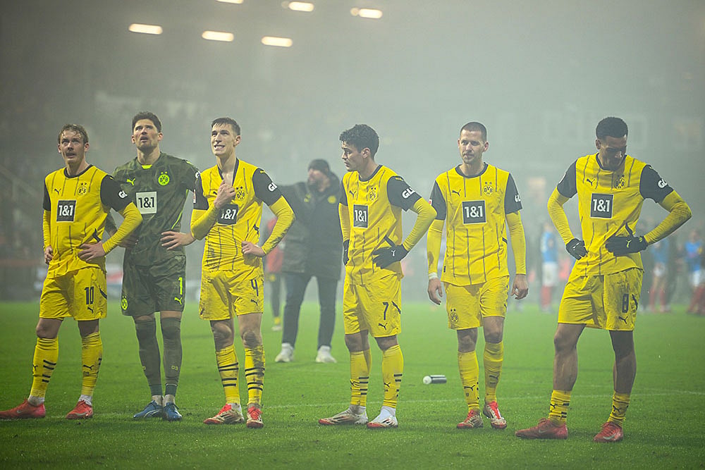 Germany Soccer Bundesliga: Holstein Kiel Vs Borussia Dortmund