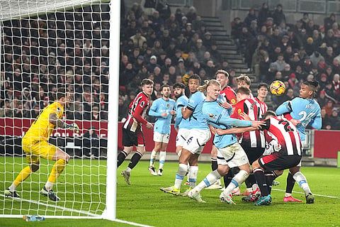 EPL 2024-25: Manchester City's Manuel Akanji tries to score